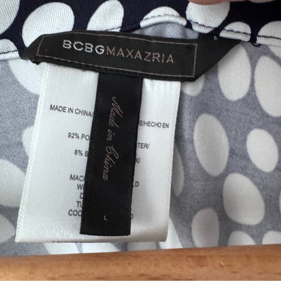 BCBGMaxazria Polka Dot Asymmetrical blouse Size Large - Picture 3 of 6